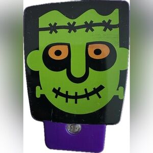 Whimsical Frankenstein Smiling Monster Fun Night LED Light Halloween Decor HTF